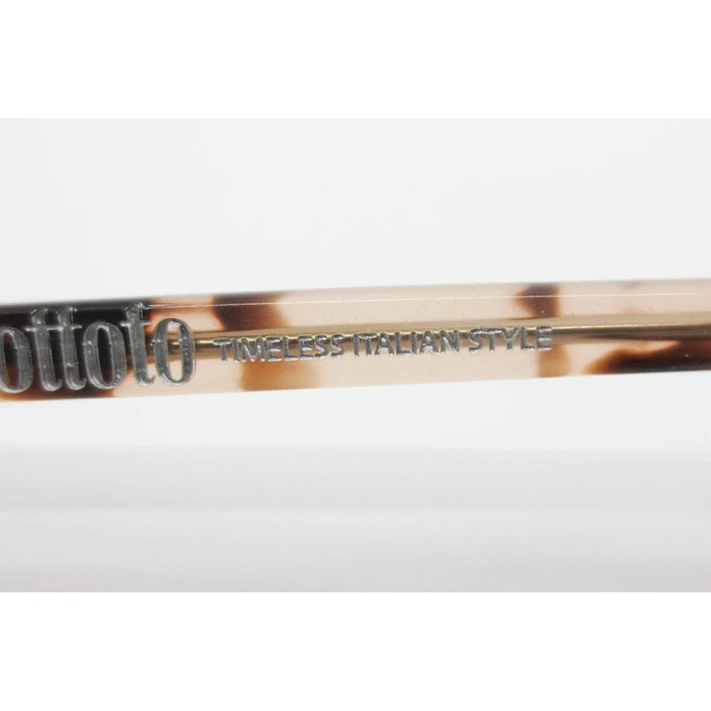 Ottoto eyeglasses feature